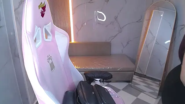 skeler lovd b  online show from 15, 10, 2025