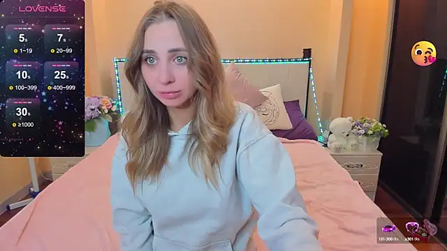 PerfectJulllia online show from 5, 12, 2024