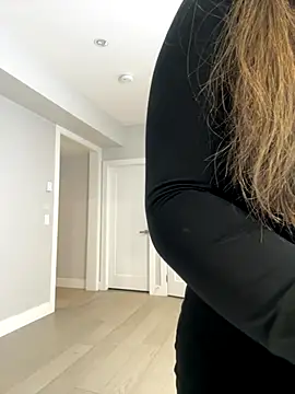 jAsMinE678 online show from 5, 10, 2025