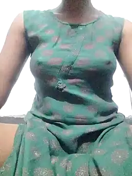 rituporna2004 online show from 6, 3, 2025