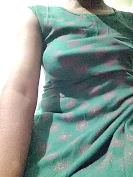 rituporna2004 online show from 8, 1, 2026