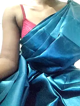 rituporna2004 online show from 9, 9, 2025