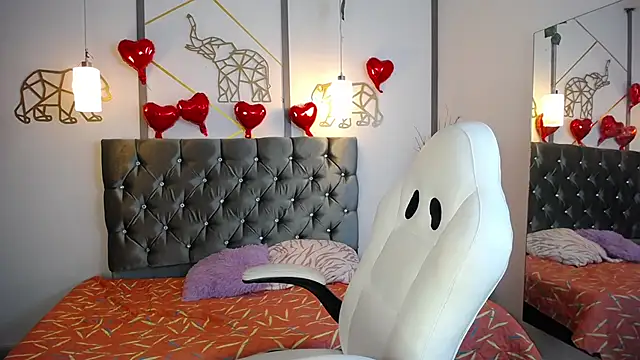 SalmaZaman online show from 3, 3, 2025