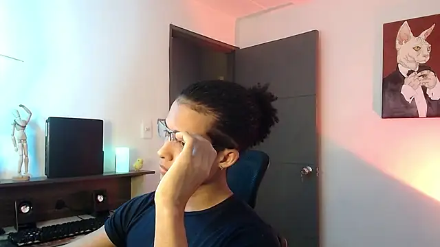 alejo x3 online show from 28, 2, 2025