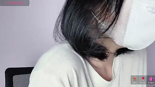 Baenee online show from 25, 10, 2025