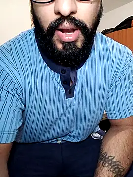 Snapshot of HombreS3n chatting on 11, 11, 2025 HombreS3n online show from 11, 11, 2025