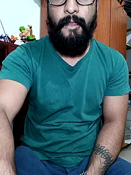 Snapshot of HombreS3n chatting on 1, 2, 2025 HombreS3n online show from 1, 2, 2025