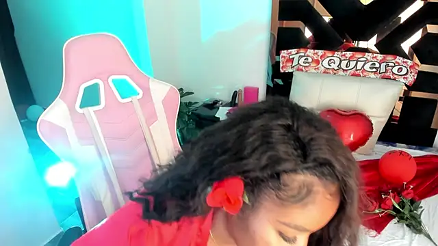 AlishaRogerrs online show from 14, 2, 2025