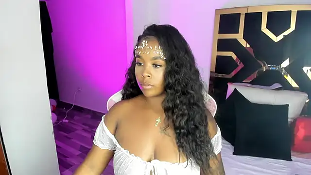 AlishaRogerrs online show from 18, 2, 2025