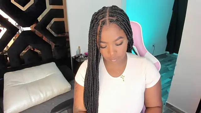 AlishaRogerrs online show from 8, 3, 2025