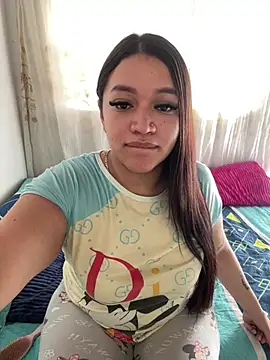 GemaGranadoss online show from 10, 2, 2026