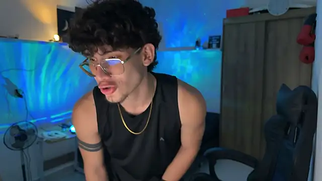 Snapshot of Kisan_Smith chatting on 16, 2, 2026 Kisan Smith online show from 16, 2, 2026