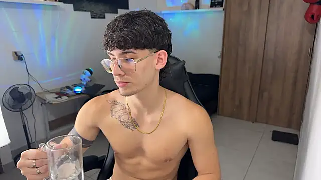 Snapshot of Kisan_Smith chatting on 22, 2, 2026 Kisan Smith online show from 22, 2, 2026