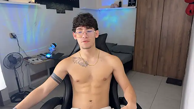 Snapshot of Kisan_Smith chatting on 25, 2, 2026 Kisan Smith online show from 25, 2, 2026