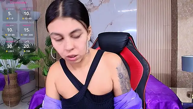 Juliet Nasty online show from 1, 12, 2025