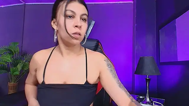 Juliet Nasty online show from 6, 10, 2025