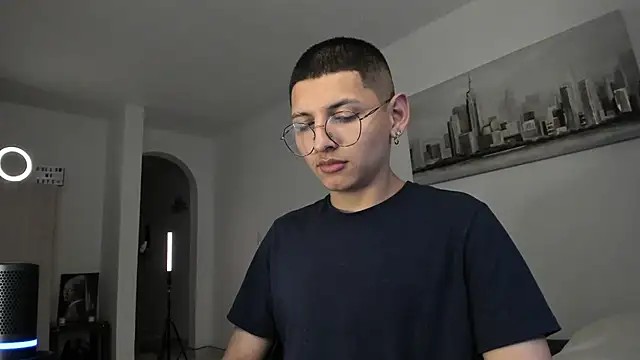 a lejandro 0 8 online show from 14, 3, 2025