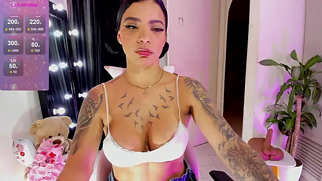 EmmaRusellx online show from 5, 10, 2025