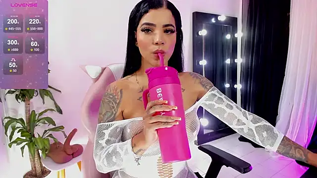 EmmaRusellx online show from 14, 9, 2025