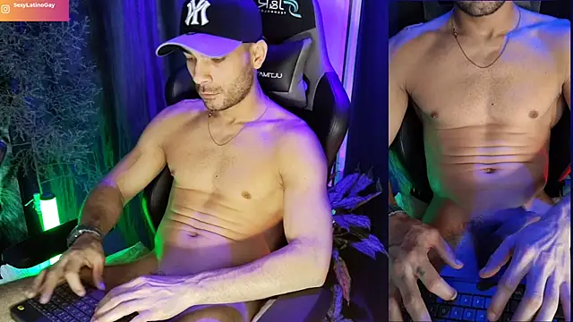 sexyboycolombi4 online show from 15, 3, 2025