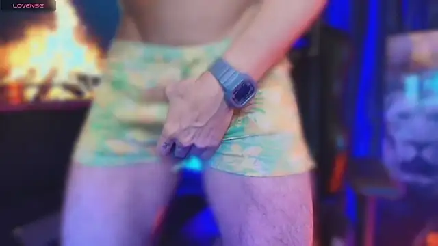 sexyboycolombi4 online show from 15, 10, 2025