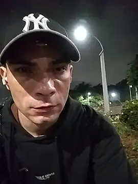 sexyboycolombi4 online show from 2, 12, 2025