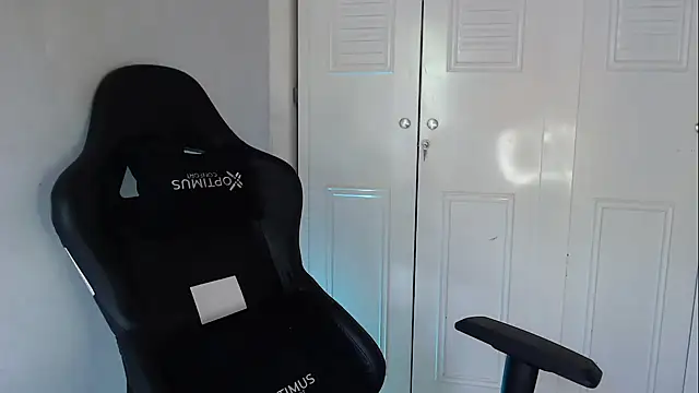 Plug Control online show from 26, 9, 2025