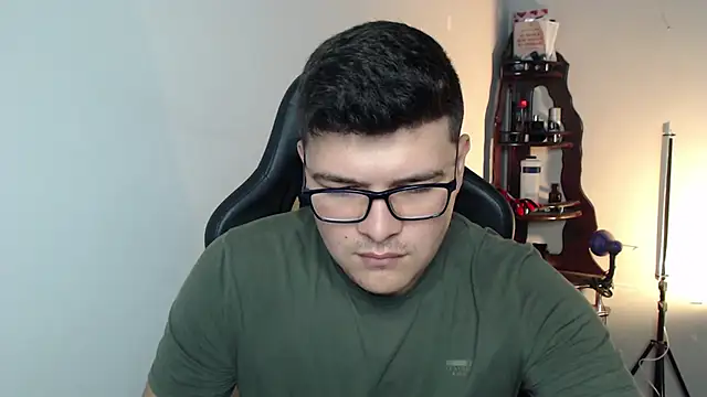 Plug Control online show from 1, 3, 2026