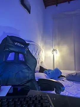 Courtney gonet online show from 11, 3, 2025