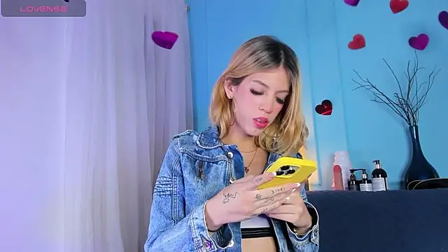 Courtney gonet online show from 18, 2, 2025