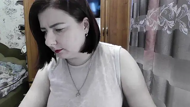 SophieNightAh online show from 12, 9, 2025