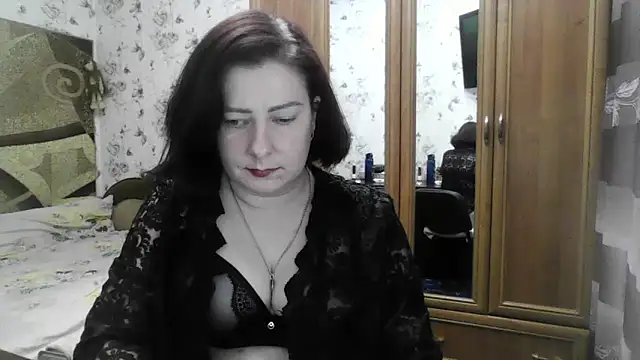 SophieNightAh online show from 6, 11, 2025