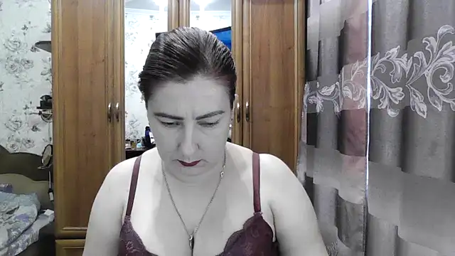 SophieNightAh online show from 9, 9, 2025