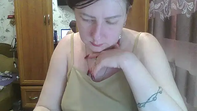 SophieNightAh online show from 5, 2, 2025