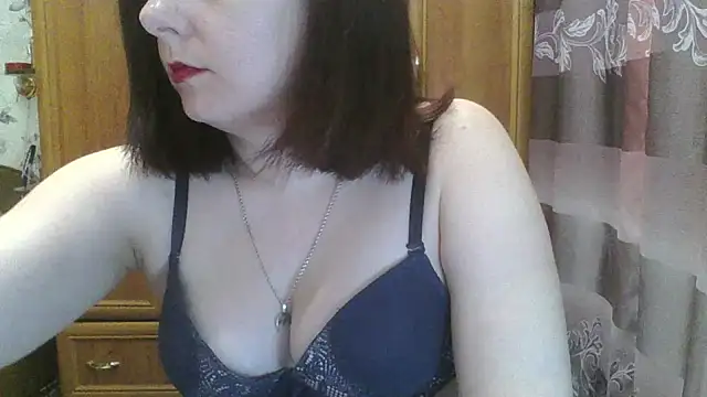 SophieNightAh online show from 2, 3, 2025