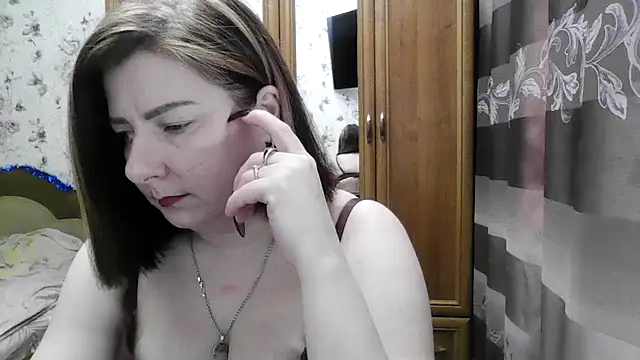 SophieNightAh online show from 6, 1, 2026