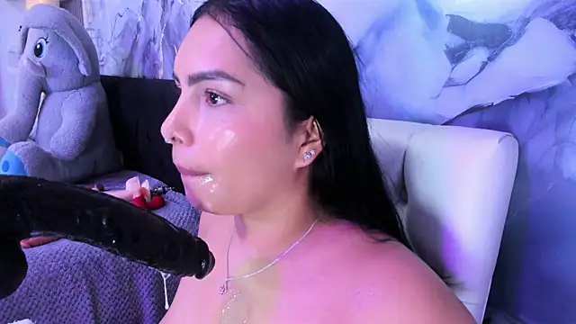 evelinn belen online show from 12, 7, 2026