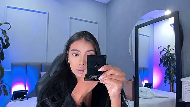 Snapshot of Elisa_castrillon chatting on 29, 11, 2025 Elisa castrillon online show from 29, 11, 2025