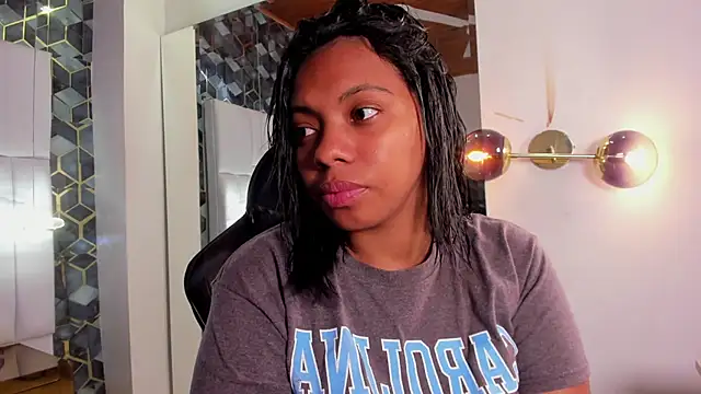 lia mariana online show from 11, 1, 2026