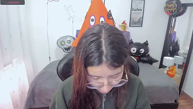 Snapshot of Amy_joones chatting on 29, 10, 2025 Amy joones online show from 29, 10, 2025