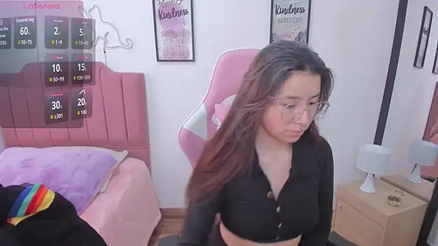 Snapshot of Amy_joones chatting on 26, 11, 2025 Amy joones online show from 26, 11, 2025