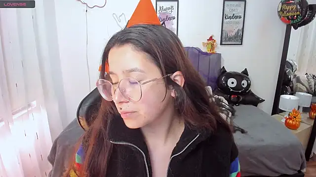 Snapshot of Amy_joones chatting on 24, 10, 2025 Amy joones online show from 24, 10, 2025