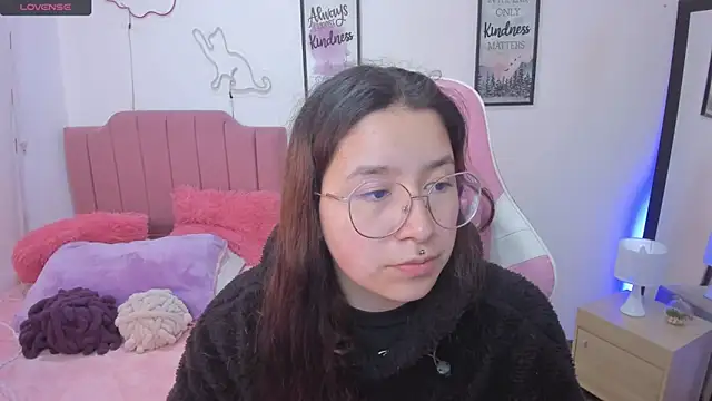 Snapshot of Amy_joones chatting on 15, 11, 2025 Amy joones online show from 15, 11, 2025