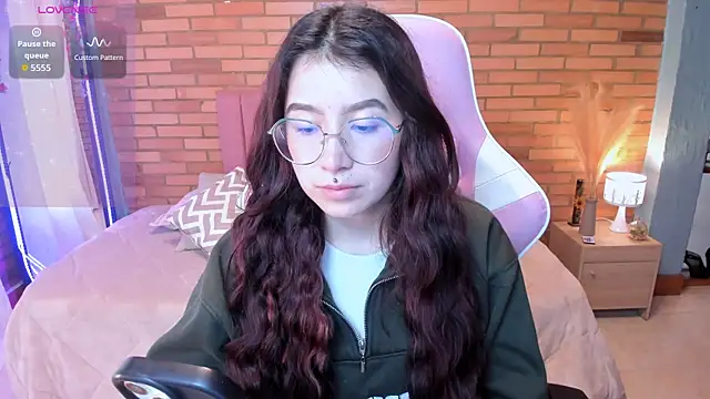 Amy joones online show from 2, 6, 2026