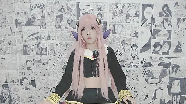 Miahparker online show from 4, 10, 2025