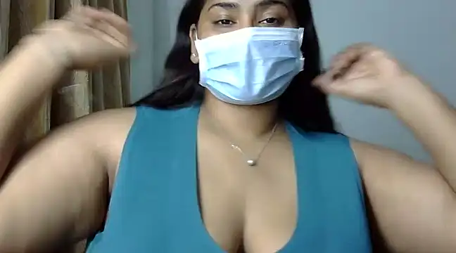 cutelady65 online show from 4, 12, 2024