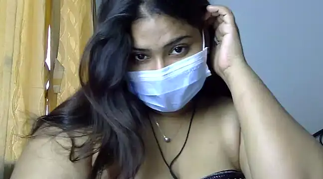 cutelady65 online show from 4, 1, 2025