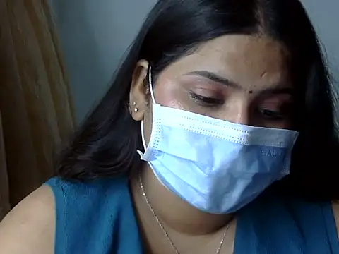 cutelady65 online show from 25, 2, 2026