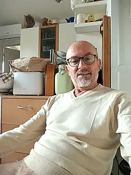 MadProfessor online show from 28, 10, 2025