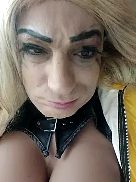 violet crossdresser online show from 2, 5, 2026